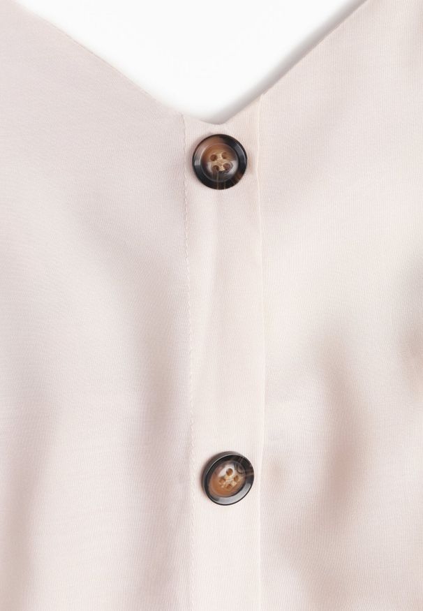 Born2be - Beżowa Sukienka z Wiskozy Xelpiroe. Okazja: na co dzień. Kolor: beżowy. Wzór: gładki, aplikacja. Typ sukienki: proste. Materiał: wiskoza. Długość rękawa: na ramiączkach. Sezon: lato. Styl: casual. Długość: maxi