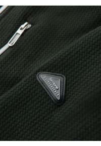 Ombre Clothing - Strukturalna kurtka biker męska ze stójką – ciemnozielona V3 - Rozmiar: L. Okazja: na co dzień. Typ kołnierza: kołnierzyk stójkowy. Kolor: zielony. Materiał: skóra, poliester, dzianina. Styl: casual, elegancki #8