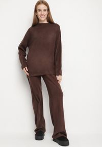 Born2be - Brązowy Dzianinowy Komplet z Wełną Spodnie i Sweter Tesira. Kolor: brązowy. Materiał: dzianina, wełna