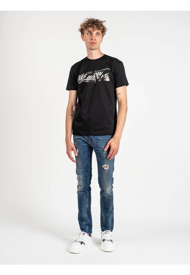 Les Hommes T-shirt | LLT202-717P | Round Neck T-Shirt | Mężczyzna | Czarny. Okazja: na co dzień. Kolor: czarny. Materiał: bawełna. Wzór: nadruk. Styl: casual