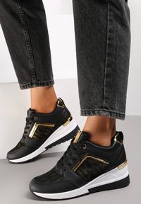Renee - Czarno-Białe Sneakersy Moniera. Okazja: na co dzień. Nosek buta: okrągły. Zapięcie: sznurówki. Kolor: czarny. Materiał: jeans, bawełna. Wzór: geometria. Obcas: na koturnie. Wysokość obcasa: niski #5