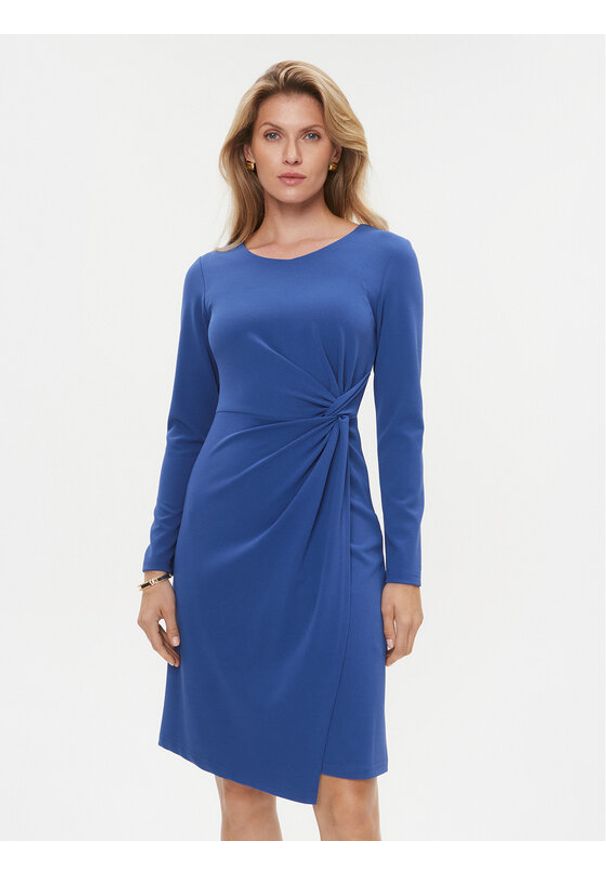 Rinascimento Sukienka koktajlowa CFC0115578003 Niebieski Regular Fit. Kolor: niebieski. Materiał: syntetyk. Styl: wizytowy