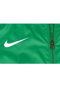 Kurtka przeciwdeszczowa dla dzieci Nike RPL Park 20 RN JKT W JUNIOR. Kolor: zielony