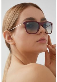 Ray-Ban Okulary przeciwsłoneczne 0RB4344.653432 damskie kolor bordowy. Kolor: czerwony #1