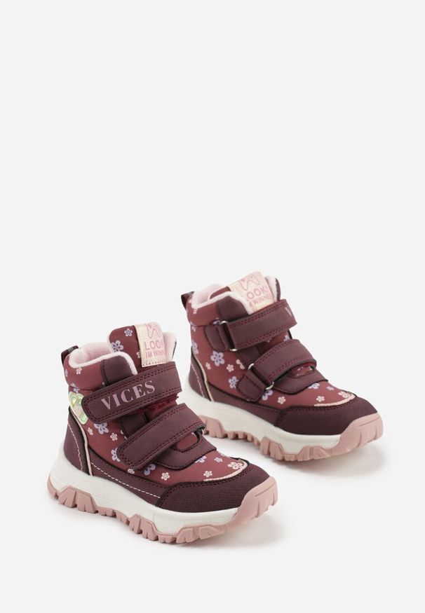 Born2be - Bordowe Botki Vices w Kwiatki z Metalicznym Sercem Nelusea. Okazja: na uczelnię. Zapięcie: rzepy. Kolor: czerwony. Materiał: jeans. Wzór: kwiaty. Styl: elegancki
