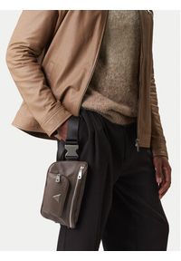 Guess Nerka HMECSA P3332 Brązowy. Kolor: brązowy. Materiał: skóra #5