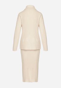 Born2be - Jasnobeżowy Komplet Dzianinowy z Wełną Sweter z Golfem i Ołówkowa Spódnica Falovira. Kolor: beżowy. Materiał: dzianina, wełna. Sport: golf #3