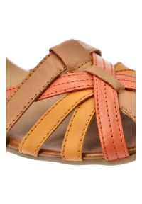 Sandały damskie Maciejka, cholewka ze skóry naturalnej licowej pasek wokół kostki z regulacją na klamrę, pomarańczowe, P7539-18/00-1. Zapięcie: klamry. Kolor: pomarańczowy. Materiał: skóra #2