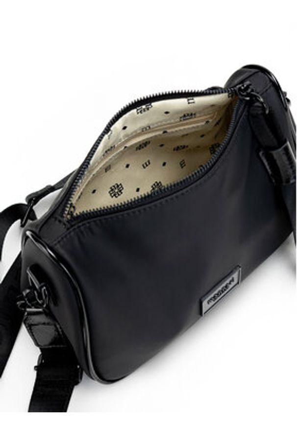 Monnari Torebka TORIMP0-24Z-BAG4390-K020 Czarny. Kolor: czarny. Materiał: skórzane