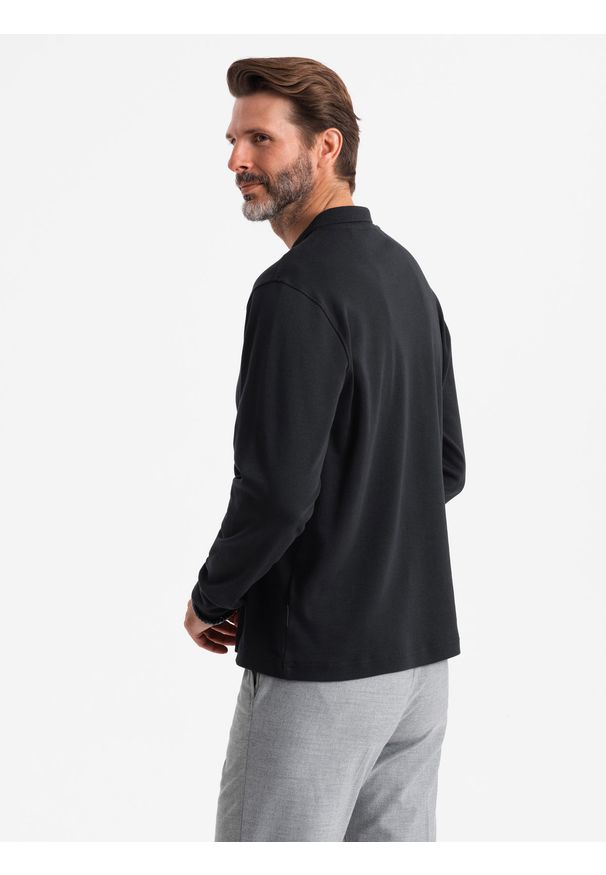 Ombre Clothing - Męski longsleeve z zapinanym na zamek kołnierzykiem polo – czarny V8 OM-POLS-0130 - XXL. Typ kołnierza: polo. Kolor: szary. Materiał: bawełna, dzianina, materiał, skóra. Długość rękawa: długi rękaw. Wzór: aplikacja. Styl: sportowy, elegancki
