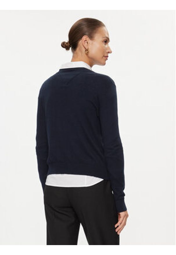 Tommy Jeans Sweter Essential DW0DW17254 Granatowy Regular Fit. Kolor: niebieski. Materiał: bawełna, wiskoza