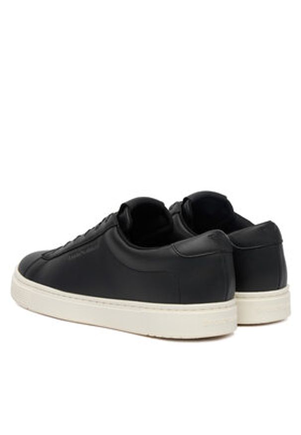 Emporio Armani Sneakersy EM004783 AF20004cz Czarny. Kolor: czarny. Materiał: skóra, syntetyk