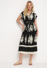 Born2be - Czarna Rozkloszowana Sukienka w Stylu Boho Zapinana na Guziki z Materiałowym Paskiem Inferi. Typ kołnierza: dekolt w serek. Kolor: czarny. Materiał: materiał. Długość rękawa: krótki rękaw. Styl: boho #4