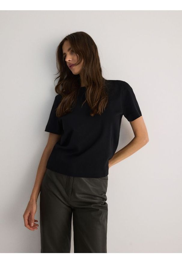Reserved - T-shirt z bawełny merceryzowanej - czarny. Kolor: czarny. Materiał: bawełna