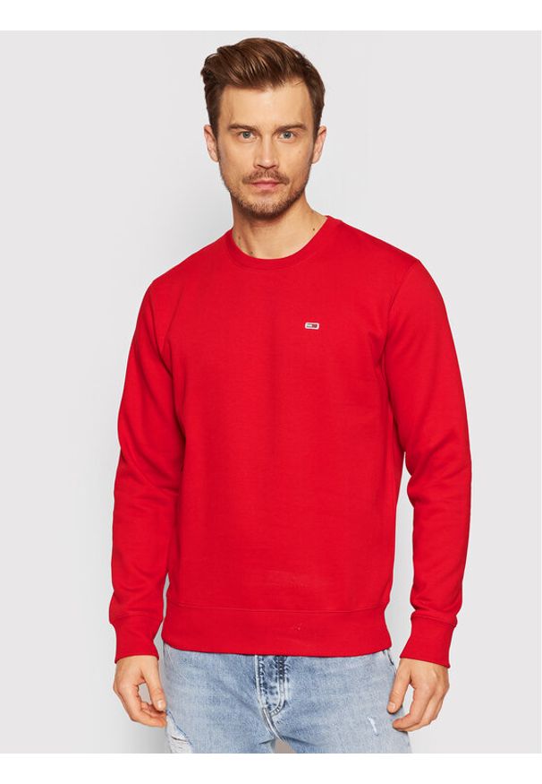Tommy Jeans Bluza Fleece DM0DM09591 Czerwony Regular Fit. Kolor: czerwony. Materiał: syntetyk