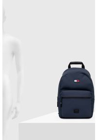Tommy Jeans plecak męski kolor granatowy duży gładki. Kolor: niebieski. Materiał: włókno, materiał. Wzór: gładki #6