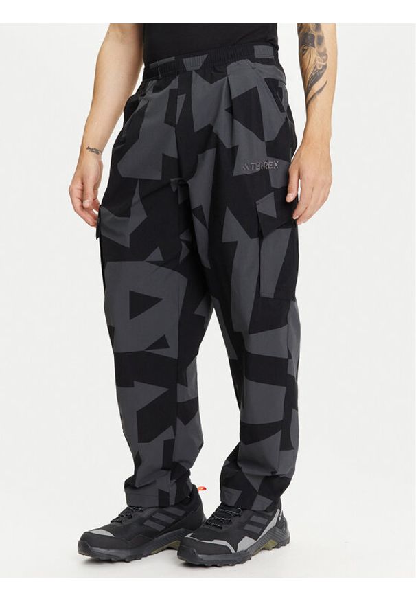 Adidas - adidas Spodnie outdoor Terrex Xploric Cargo JF3716 Czarny Loose Fit. Kolor: czarny. Materiał: syntetyk. Sport: outdoor