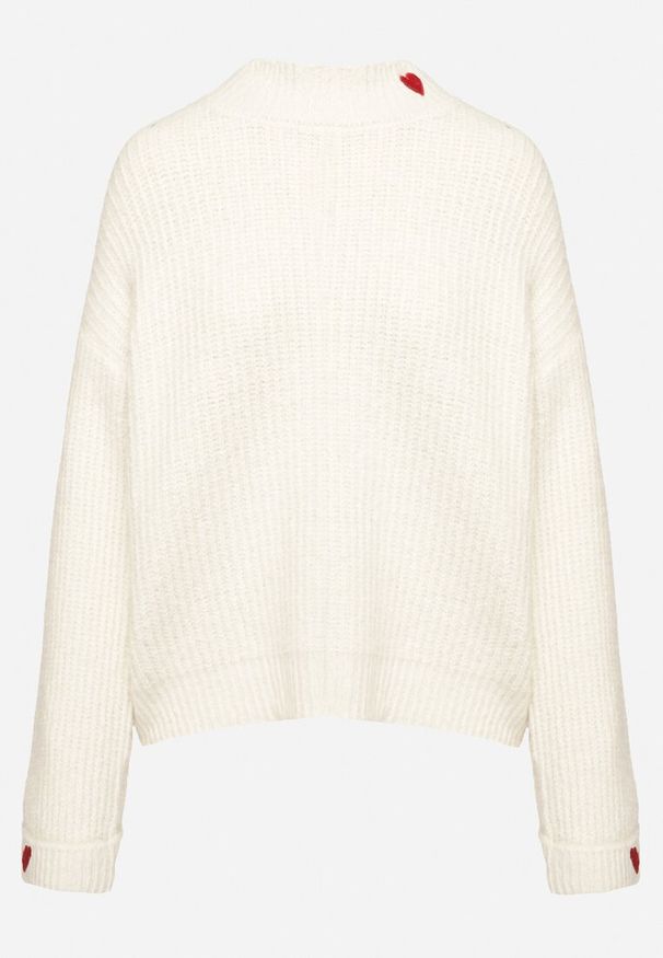 Born2be - Beżowy Sweter z Wełną Ozdobiony Sercem Tinnasja. Kolor: beżowy. Materiał: wełna. Wzór: aplikacja. Styl: elegancki, klasyczny
