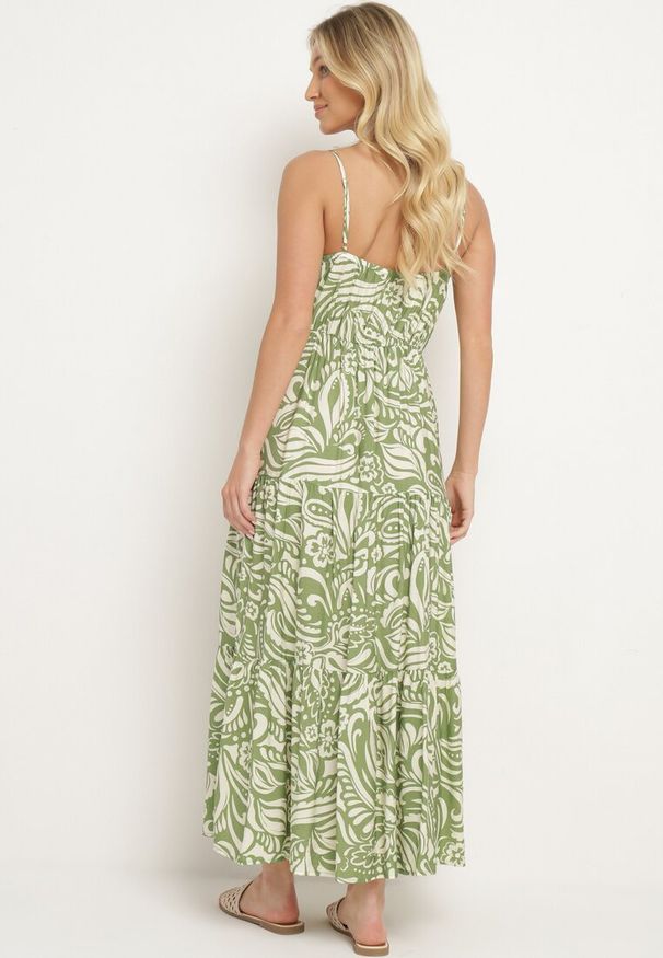 Born2be - Zielona Sukienka z Bawełną i Wiskozą na Cienkich Ramiączkach z Regulacją z Paskiem Dimite. Kolor: zielony. Materiał: wiskoza, bawełna. Długość rękawa: na ramiączkach. Wzór: aplikacja. Styl: klasyczny