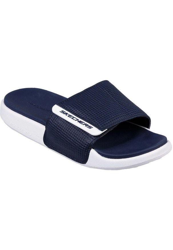 skechers - Klapki męskie Skechers Gambix 20. Zapięcie: bez zapięcia. Kolor: szary. Materiał: materiał, syntetyk. Szerokość cholewki: normalna. Sport: turystyka piesza, pływanie, fitness