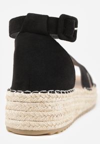 Born2be - Czarne Sandały VICES na Plecionym Koturnie Ozdobione Wycięciami Cirilea. Okazja: na co dzień, na spacer. Zapięcie: sprzączka. Kolor: czarny. Wzór: aplikacja. Sezon: lato. Obcas: na koturnie. Styl: casual, klasyczny, elegancki #7