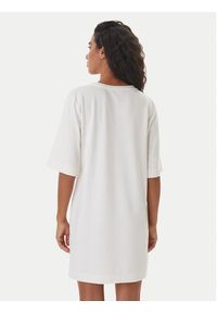 Emporio Armani Sukienka codzienna EW000618 AF20243 U1131 Biały Regular Fit. Okazja: na co dzień. Kolor: biały. Materiał: wiskoza. Typ sukienki: proste. Styl: casual #4