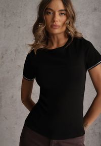 Renee - Czarny T-shirt z Bawełny Ozdobiony Cyrkoniami Kallochis. Kolor: czarny. Materiał: bawełna. Wzór: aplikacja #1