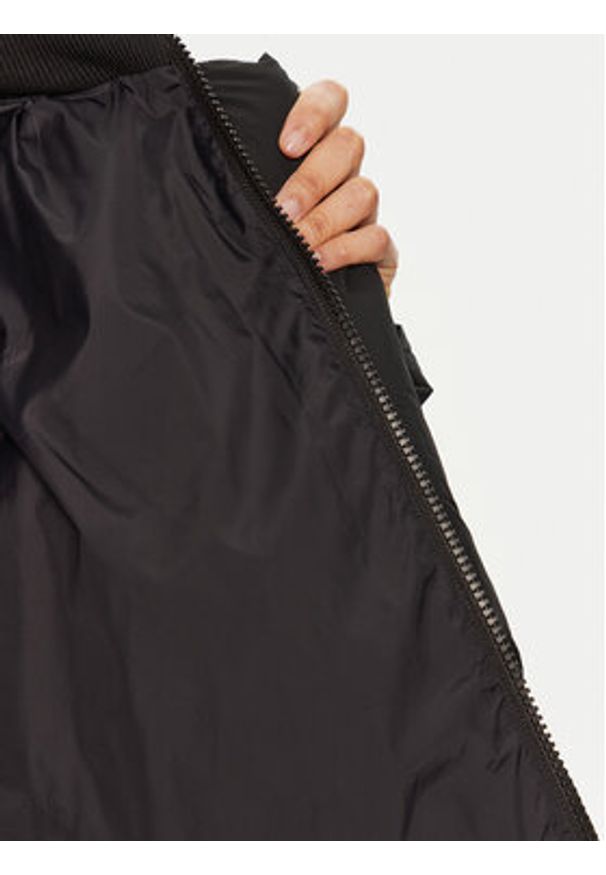 Miss Sixty Kurtka puchowa 6L3YJ7891000 Czarny Regular Fit. Kolor: czarny. Materiał: syntetyk
