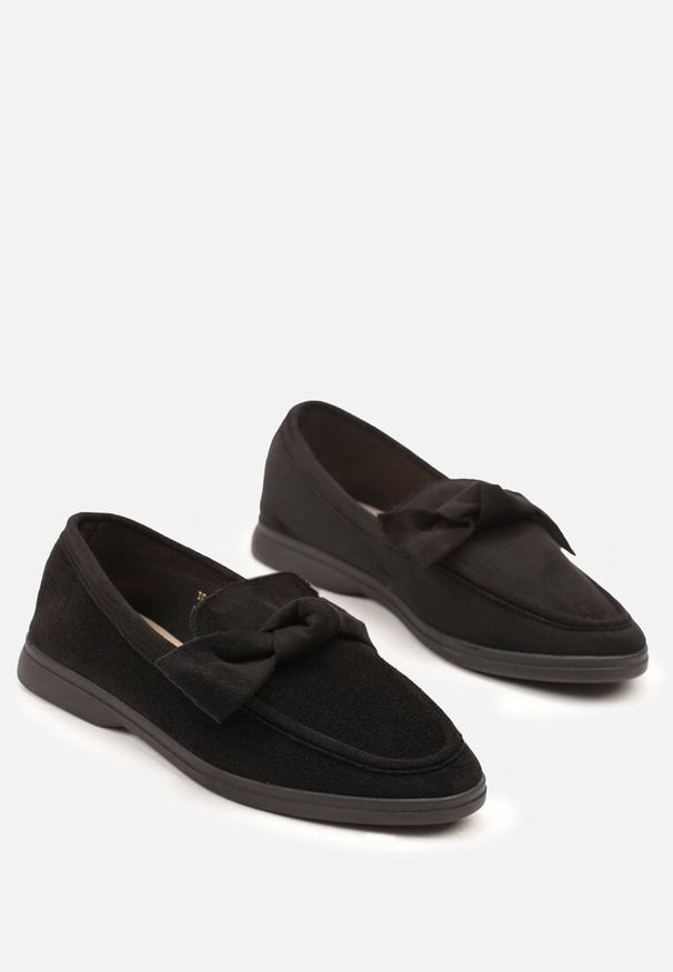 Renee - Czarne Mokasyny z Aplikacją Kokardek Tulavira. Okazja: na co dzień. Kolor: czarny. Wzór: aplikacja. Styl: casual, elegancki