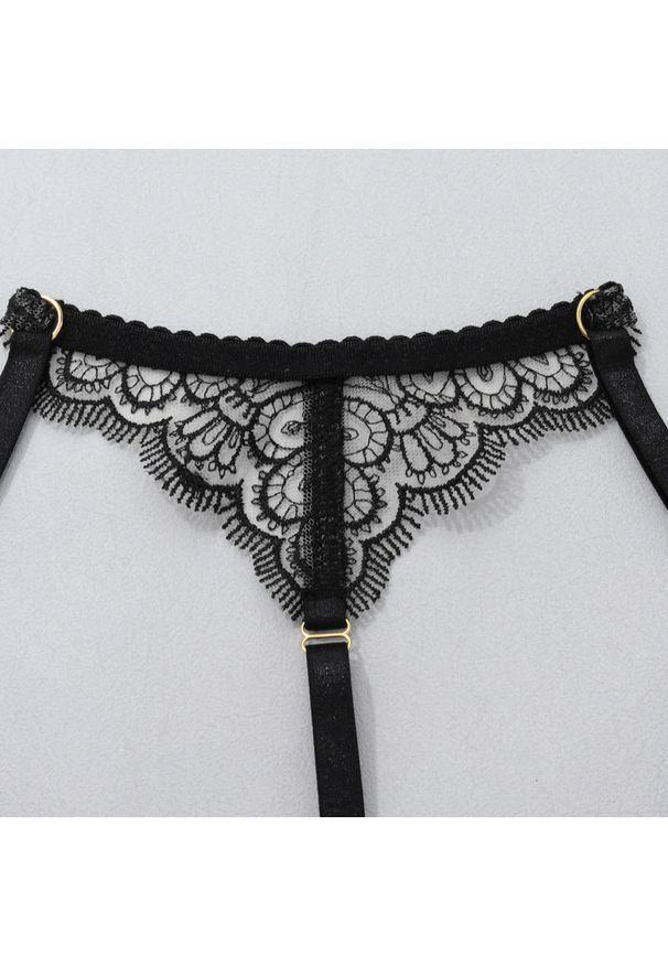 Intica - Zestaw bielizny koronkowej z regulowanymi ramiączkami Karrie. Kolor: biały. Materiał: koronka. Wzór: koronka