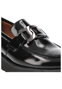 Czarne Półbuty Karino Eleganckie Skórzane Buty. Zapięcie: bez zapięcia. Kolor: czarny. Materiał: skóra. Szerokość cholewki: normalna. Obcas: na obcasie. Styl: elegancki. Wysokość obcasa: średni #4