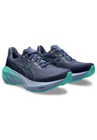 Buty do biegania Asics Novablast 4 W 1012B510401 niebieskie. Kolor: niebieski. Wzór: geometria. Sport: bieganie #9