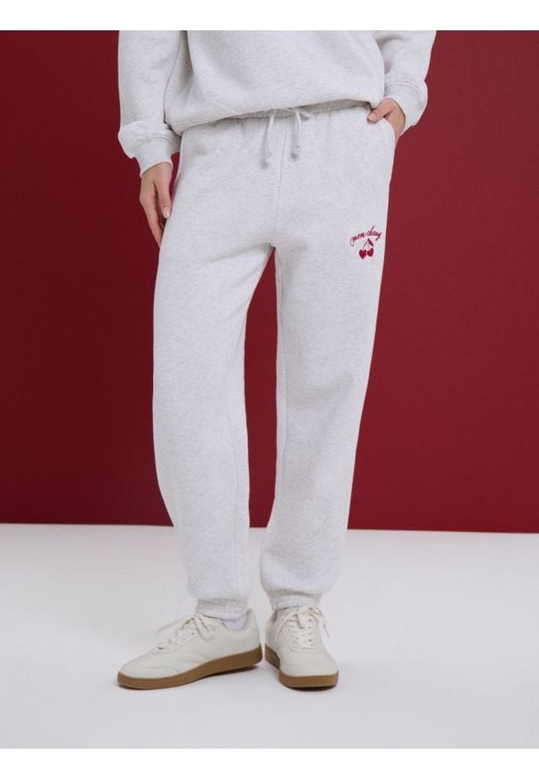 Sinsay - Spodnie dresowe jogger - Inny. Materiał: dresówka