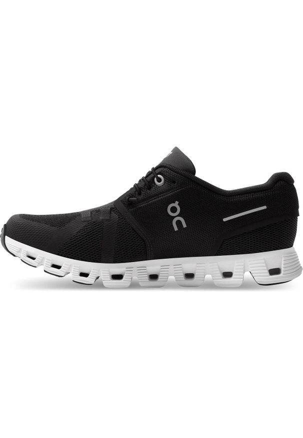 Buty do biegania damskie On Running Cloud 5 Czarne. Kolor: biały, wielokolorowy, czarny. Materiał: tkanina. Sport: bieganie