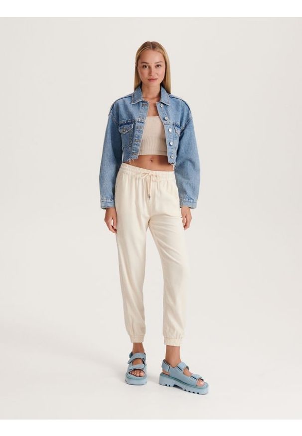 Reserved - Joggery z lyocellem - złamana biel. Materiał: bawełna, tkanina