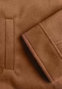 Renee - Brązowa Nietoperzowa Kurtka Przejściowa z Kapturem Amiree. Okazja: na co dzień. Typ kołnierza: kaptur. Kolor: brązowy. Materiał: dzianina. Długość: krótkie. Styl: casual #6