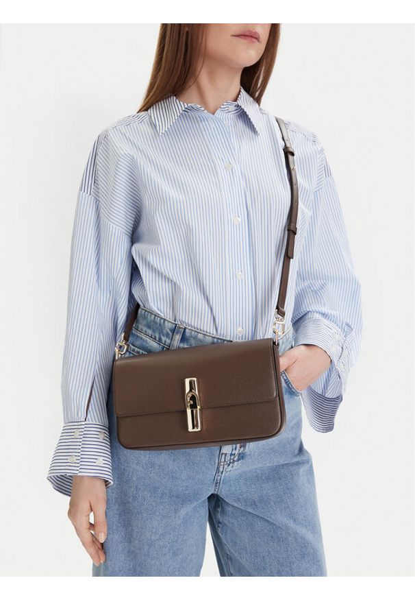 Furla Torebka Iride S WB01826 ARE000 CN 4284S Brązowy. Kolor: brązowy. Materiał: skórzane
