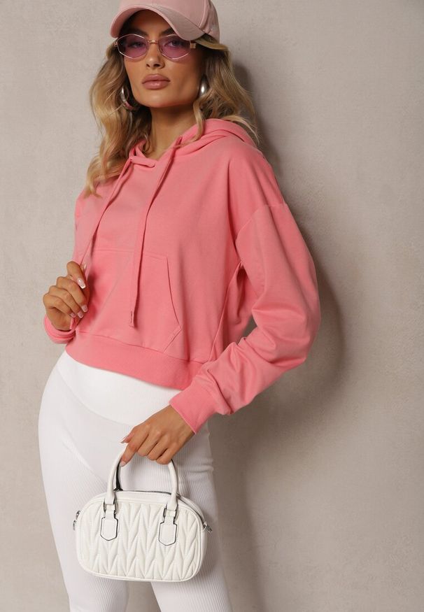 Renee - Różowa Bluza z Kapturem i Bawełną Ozdobiona Ściągaczami Evianae. Okazja: na co dzień, na spacer. Typ kołnierza: kaptur. Kolor: różowy. Materiał: bawełna. Długość rękawa: długi rękaw. Długość: długie. Wzór: aplikacja. Styl: casual