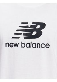 New Balance T-Shirt Essentials Stacked Logo MT31541 Biały Relaxed Fit. Kolor: biały. Materiał: bawełna