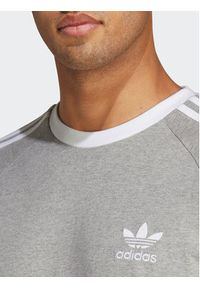 Adidas - adidas T-Shirt Adicolor Classics 3-Stripes T-Shirt IA4848 Szary Slim Fit. Kolor: szary. Materiał: bawełna #3