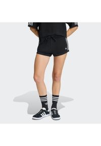 Adidas - adidas Szorty materiałowe Knitted Crochet KC6478 Czarny Regular Fit. Kolor: czarny. Materiał: syntetyk #1