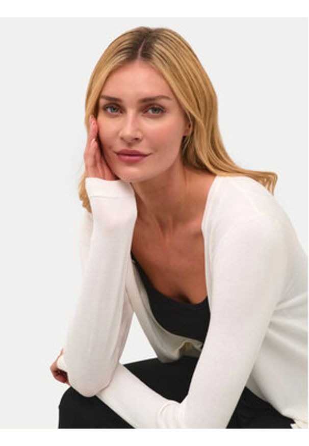 Kaffe Kardigan Fenia 10551503 Biały Regular Fit. Kolor: biały. Materiał: wiskoza