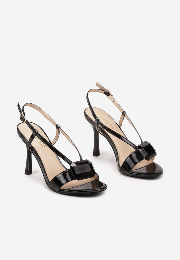 Renee - Czarne Eleganckie Sandały na Obcasie z Ozdobnym Kamieniem i Paskami Aridwenna. Zapięcie: pasek. Kolor: czarny. Obcas: na obcasie. Styl: elegancki. Wysokość obcasa: średni