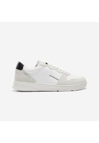 Buty do chodzenia męskie Decathlon Walk Protect Leather. Kolor: biały. Materiał: kauczuk, skóra. Szerokość cholewki: normalna. Sport: turystyka piesza #1