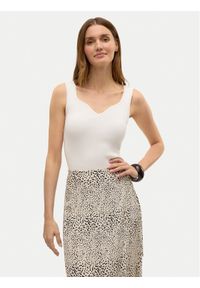 Vero Moda Top Willow 10326450 Biały Slim Fit. Kolor: biały. Materiał: wiskoza