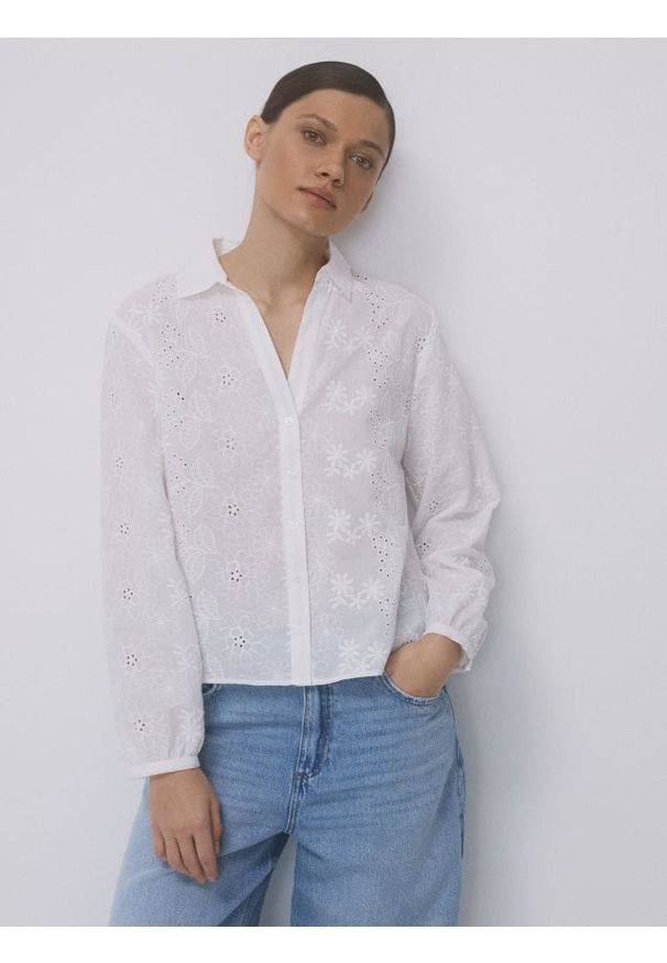 Reserved - Koszula z haftem - biały. Kolor: biały. Materiał: bawełna. Wzór: haft