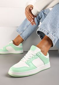 Born2be - Biało-Zielone Sneakersy z Ekoskóry ze Sznurowaniem i Brokatem Hrelia. Kolor: biały. Materiał: jeans. Obcas: na płaskiej podeszwie #5