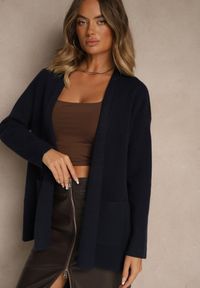Renee - Granatowy Kardigan z Kaszmirem o Prostym Kroju Bez Zapięć z Kieszeniami Zaisa. Kolor: niebieski. Materiał: kaszmir. Styl: elegancki