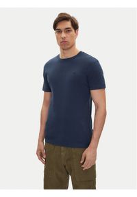 Mustang T-Shirt Allen 1016486 Granatowy Slim Fit. Kolor: niebieski. Materiał: bawełna