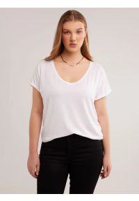 Big-Star - Koszulka damska o luźnym kroju biała Valeria 101. Typ kołnierza: dekolt w kształcie V. Kolor: biały. Materiał: materiał, wiskoza, jeans. Styl: sportowy #2